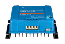 BlueSolar charge controller MPPT 100/30 (front-angle)